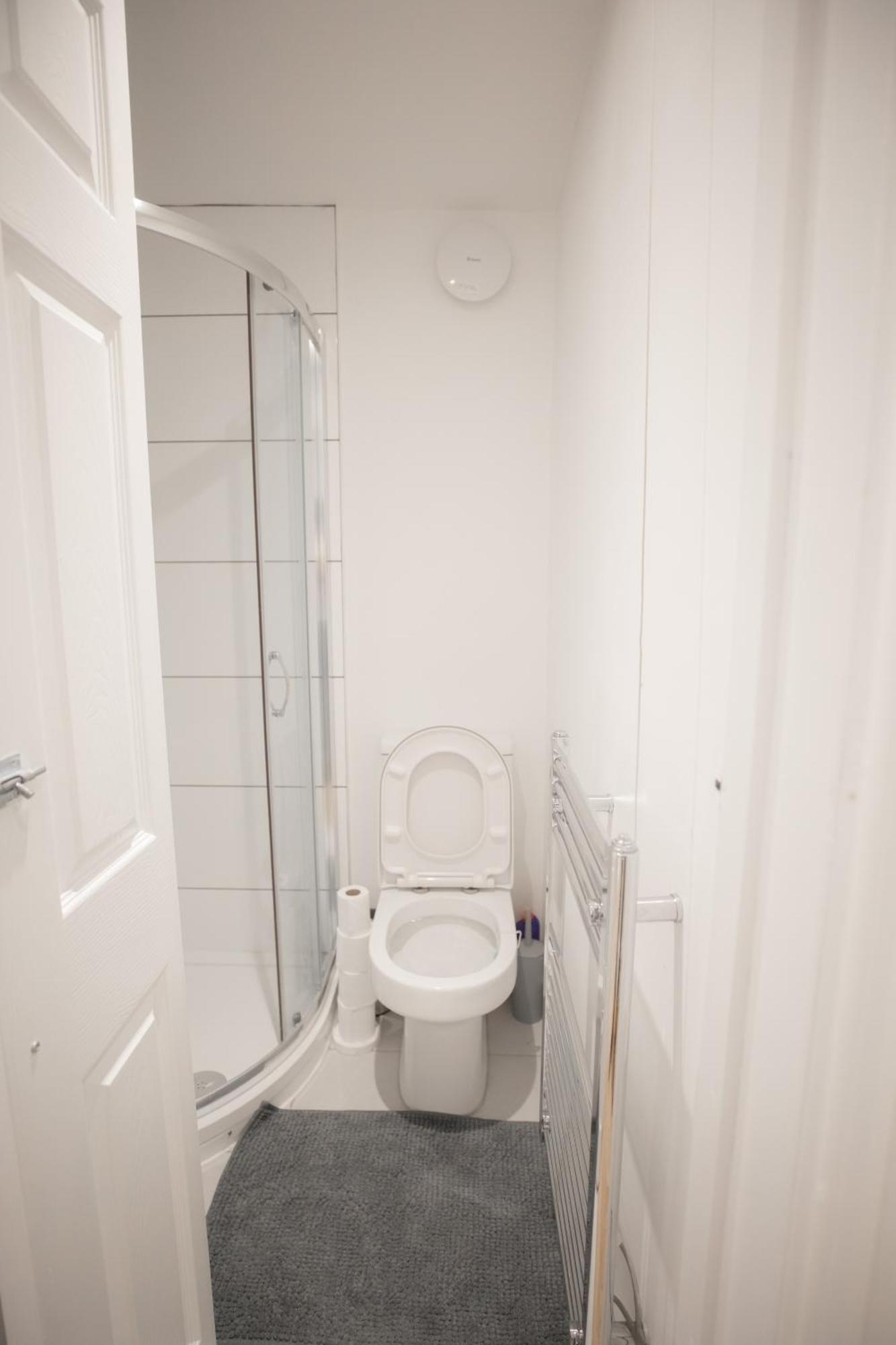 Perfect Location 4Bed 2 Bath Spacious Apartment Londen Buitenkant foto